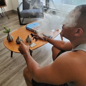 Meet your Posher, Slick